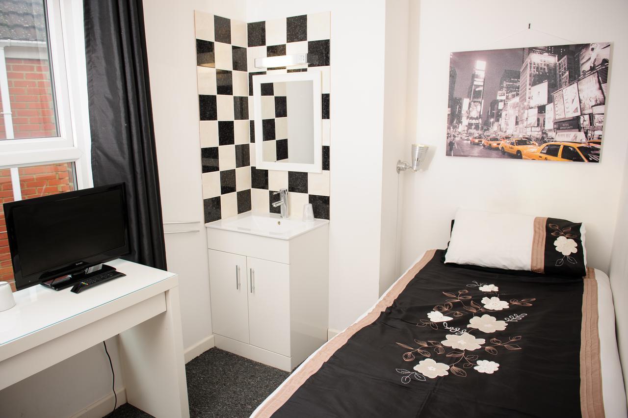 Hotel The Claremont à Southampton Extérieur photo