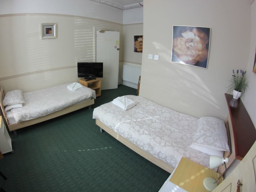 Hotel The Claremont à Southampton Extérieur photo